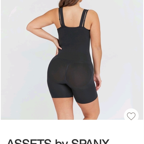 NWT Assets by Spanx Shaping Open-Bust Bodysuit - Picture 3 of 7
